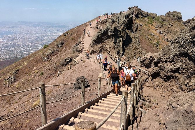 Naples: Pompeii & Mt Vesuvius All-Inclusive Small Group w/ Lunch - The crater question you should settle first