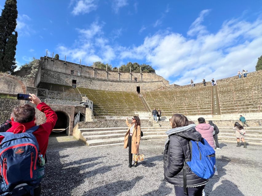 Naples: Pompeii & Mt. Vesuvius Day Trip with Tickets & Lunch - Who should book this day trip?