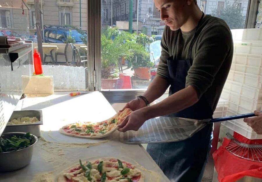 Naples: Premium Pizza-Making Class at a Pizzeria - Entering a World Champion Neapolitan pizzeria