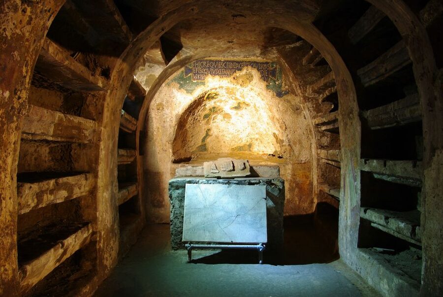 Naples: San Gaudioso Catacombs Guided Tour - Why the San Gennaro bonus improves the value