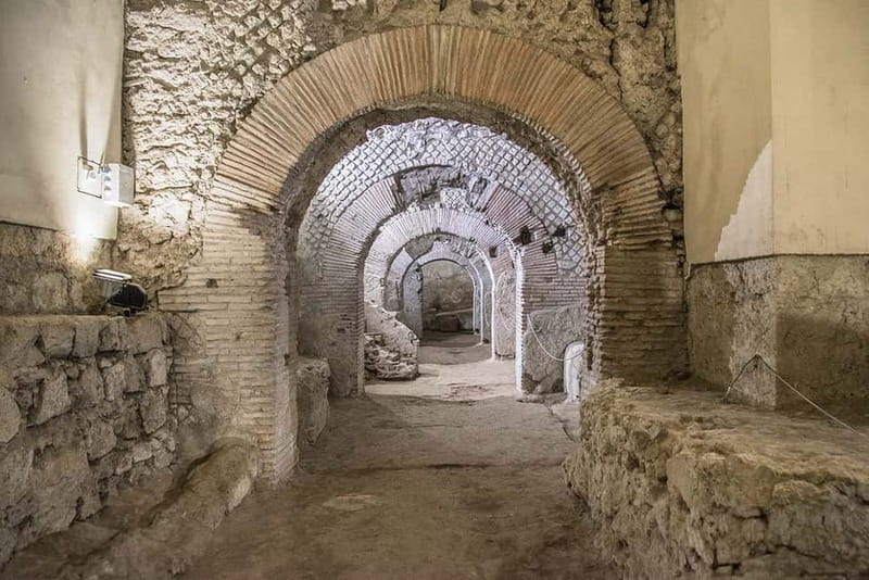 Naples: San Lorenzo Maggiore and Neapolis Sotterrata Ticket - Why San Lorenzo is an important Naples stop