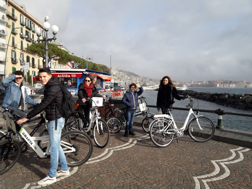 Naples: Sightseeing Tour by E-Bike - Largo Sermoneta and the climb toward Posillipo
