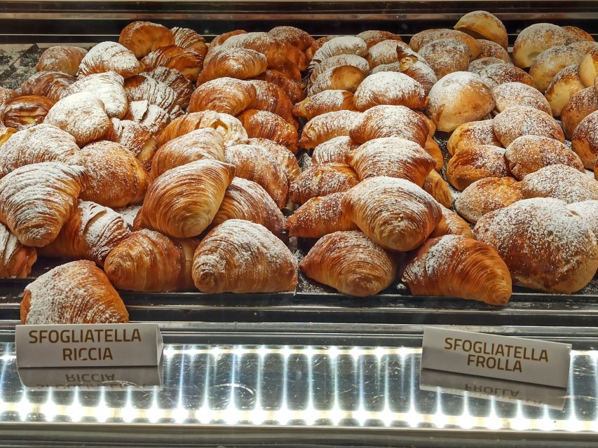Naples: Street Food Walking Tour with Local Guide - Piazza del Gesù and Neapolitan pastries