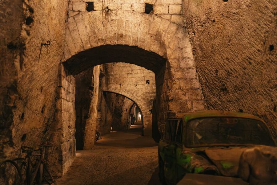 Naples: The Bourbon Tunnel Guided Tour with Entrance Ticket - Why Naples built the Bourbon Tunnel in 1853
