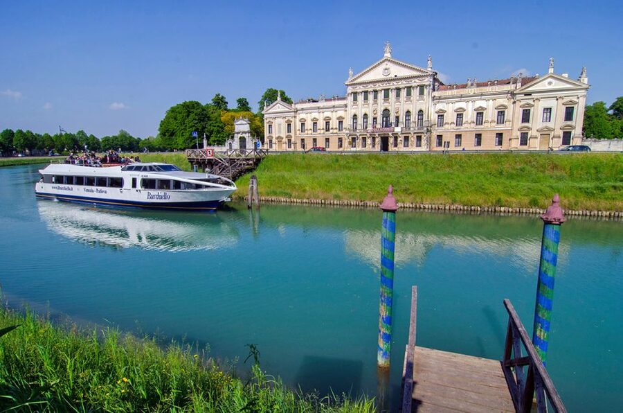 Padua to Venice Boat Cruise of the Brenta Riviera - Villa Foscari, Palladio beside the lagoon