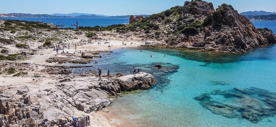 Palau: La Maddalena Archipelago and Caprera Island Boat Tour - Crowds, comfort, and the limits of a full itinerary