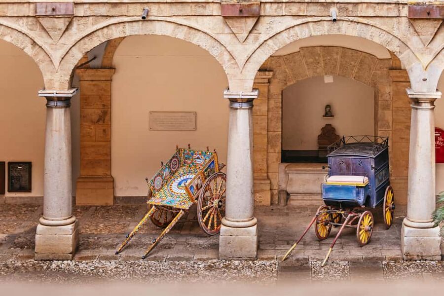 Palermo: Norman Palace and Palatine Chapel Tour with Tickets - The guides make or break the visit