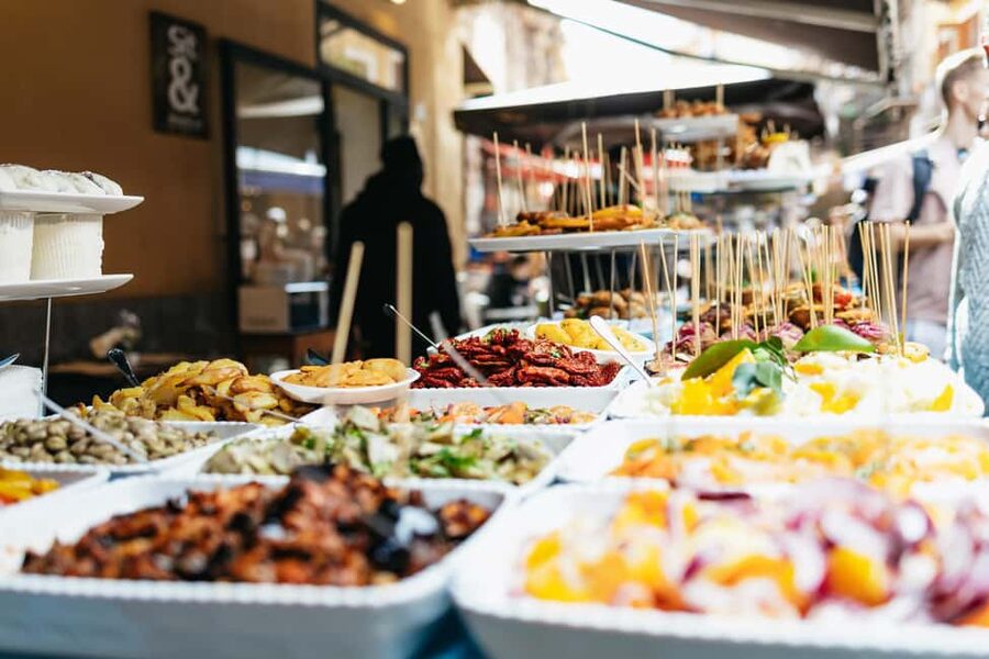Palermo: Street Food and History Walking Tour - Capo Market and Palermo’s working food culture