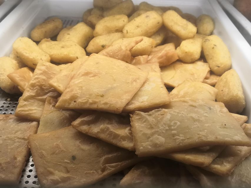 Palermo: Street Food Walking Tour at Sunset - The sweet finish: cannoli, gelato, or another Sicilian treat