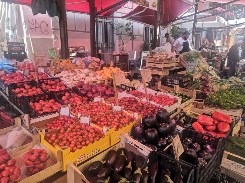 Palermo: Street Food Walking Tour with Local Guide & Tasting - Sfincione and Palermo’s savory baking