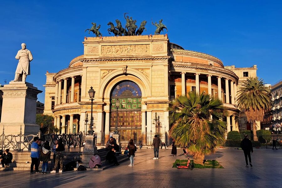 Palermo, tour tra monumenti unici e mercati colorati - Mercato del Capo and Palermo street food