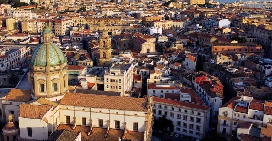 Palermo: Walking Tour of Historic Markets and Monuments - Teatro Massimo and Palermo’s Ghostly Side