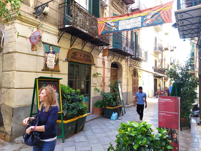 Palermo: Walking Tour of Historic Markets and Monuments - The Capo Market: Palermo’s Most Lively Classroom