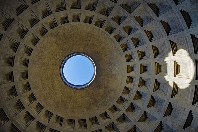 Pantheon Guided Tour with Priority Entrance Tickets - Staying inside after the guide finishes