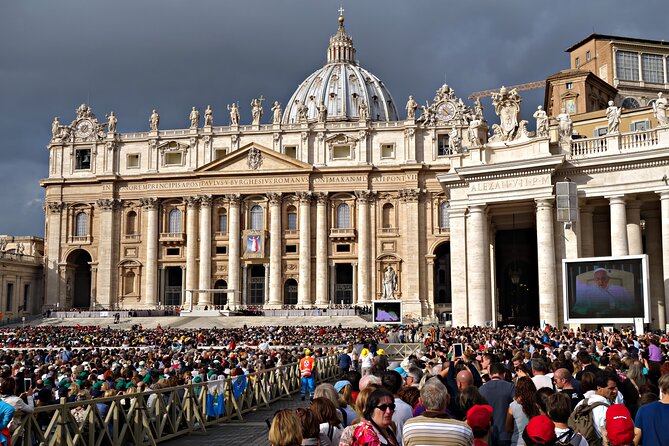 Papal Audience with Pope Leo XIV and Expert Local Guide - The weekly audience with Pope Leo XIV