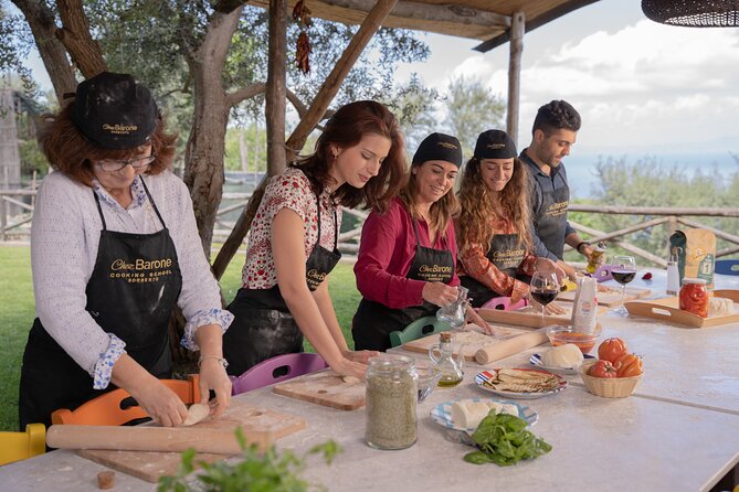 Pasta and Pizza Master Class with Pick Up in Sorrento - Making pizza, pasta, and gnocchi from scratch