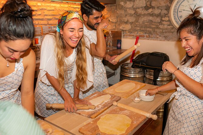 Pasta and Tiramisu Cooking Class Near the Colosseum - The teaching makes the difference