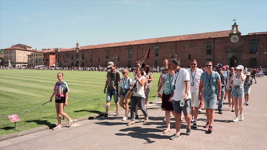Pisa: Half-Day Afternoon Tour from Florence - How the guided option changes the experience