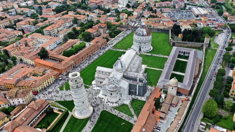 Pisa: Tower and Miracle Square with Skip-Line & Audio Guide - The Baptistery of San Giovanni and its unusual sound