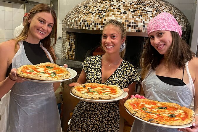 Pizza and Tiramisù Making class - Bruschetta, wine, and a real meal