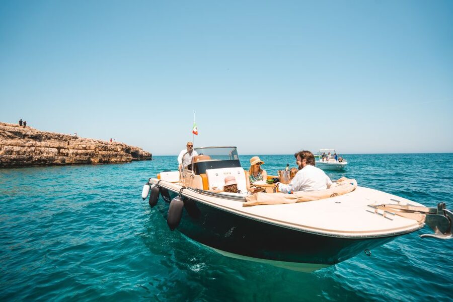 Polignano a Mare: Boat Cruise to Scenic Caves with Prosecco - Grotta Ardito and the first aperitif