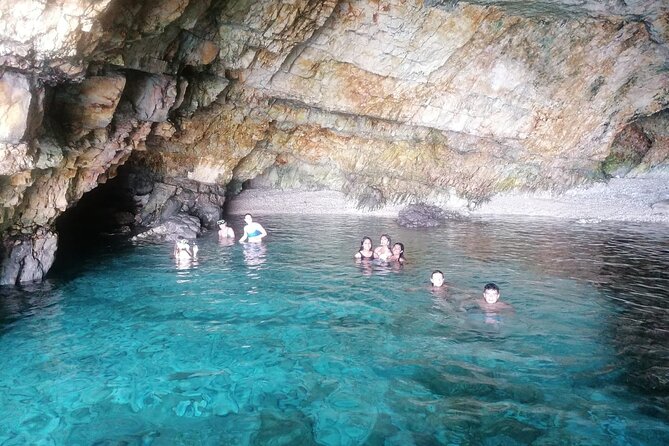 Polignano a Mare: Boat Tour of the Caves - Small Group - Swimming, music, and the aperitivo