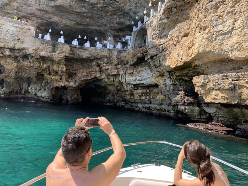 Polignano a Mare: Cave Boat Tour with Aperitif - Why seeing Polignano from the sea changes the town