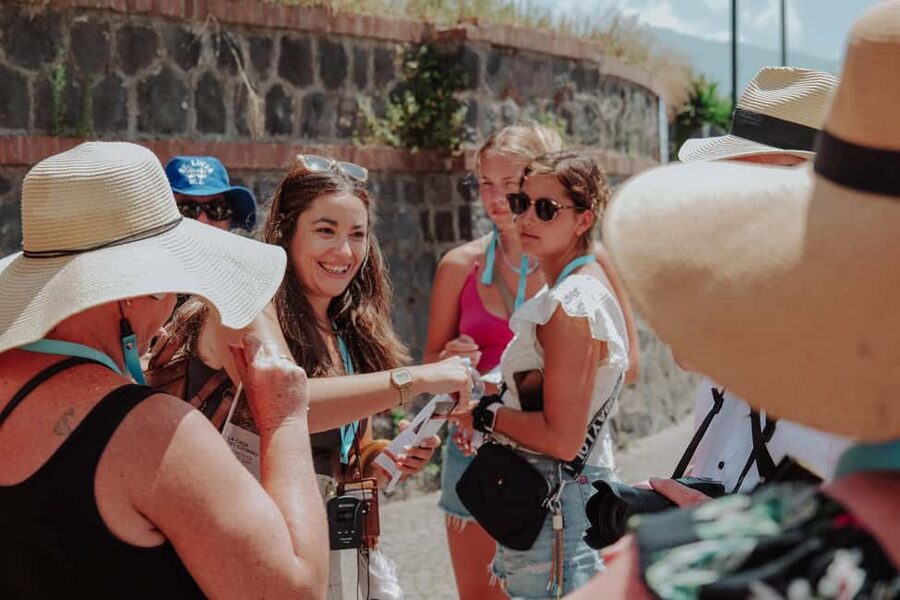 Pompeii 3hours Villa of Mysteries tour with an Archaeologist - Key points at a glance