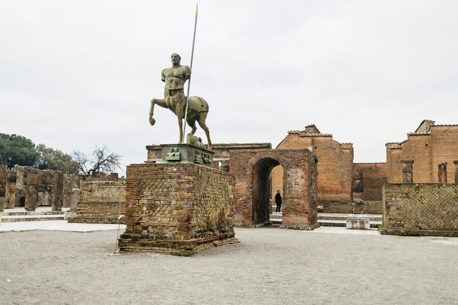 Pompeii: Afternoon to Sunset Guided Tour with Ticket - Thermal Baths and Roman engineering