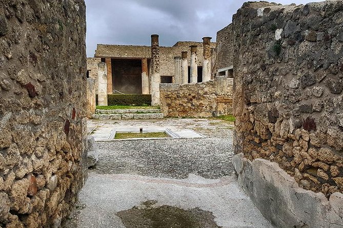 Pompeii and Amalfi Coast Private Day Trip with Pick Up - Starting With Pompeii’s Ancient Streets