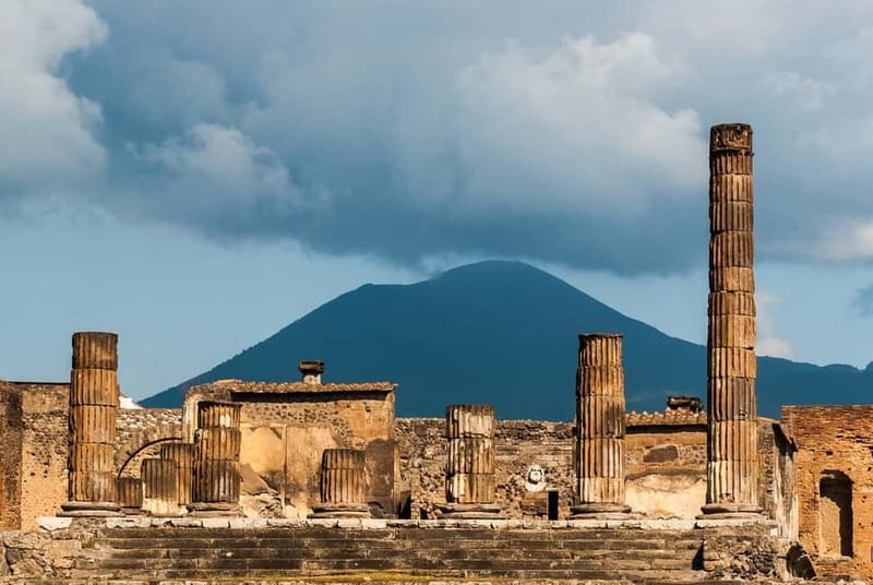 Pompeii: Exclusive Tour with Archaeologist and Entry Tickets - What $50 buys you