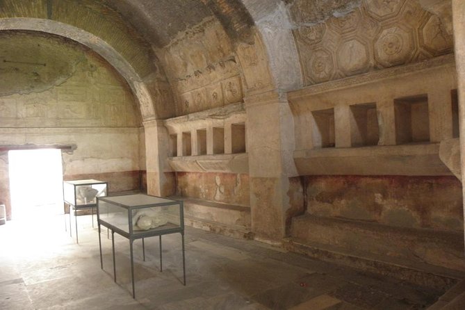 Pompeii Express Guided Tour by Train from Sorrento - Group size, headsets, and keeping up