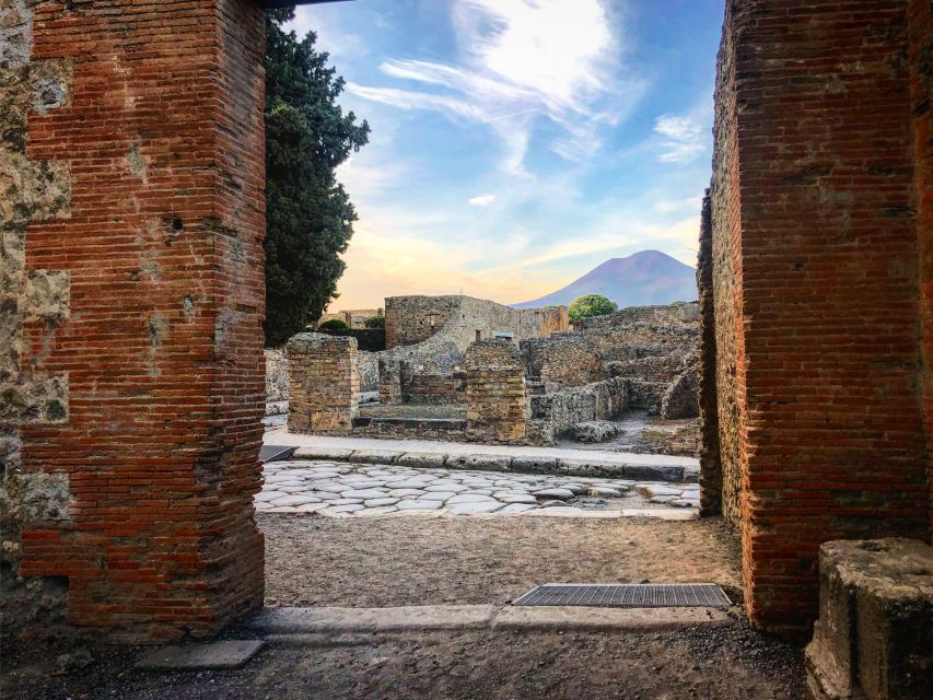 Pompeii: Guided Tour with Skip-the-Line Entry - Key points to know before booking
