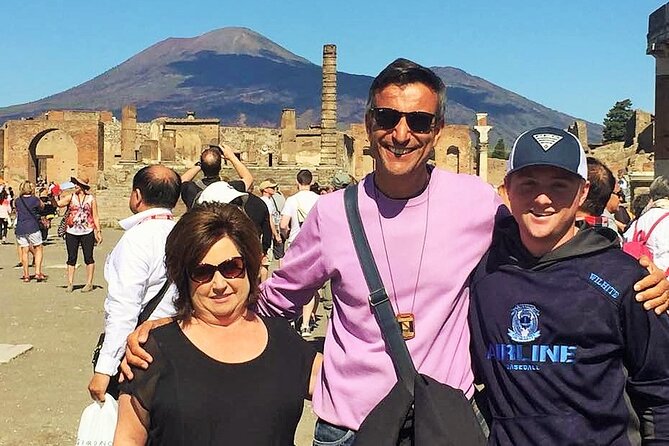 Pompeii private tour with an Official Guide - What the two-hour Pompeii visit covers