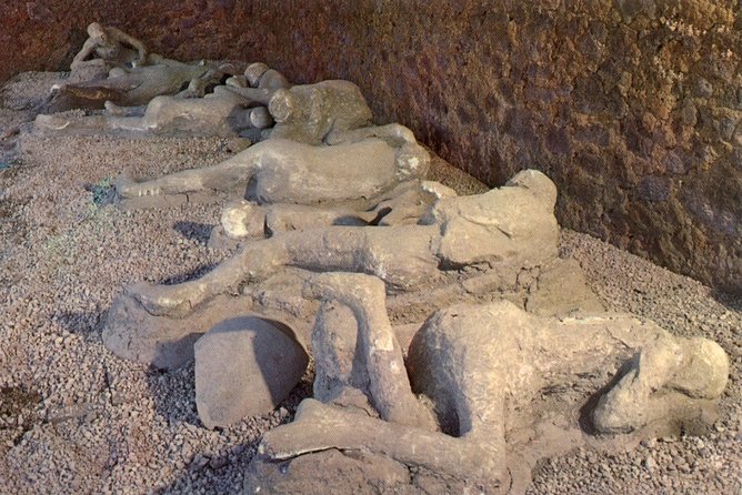 Pompeii Ruins Half-Day Tour from Sorrento with Guide - Group size and the quality of the guiding