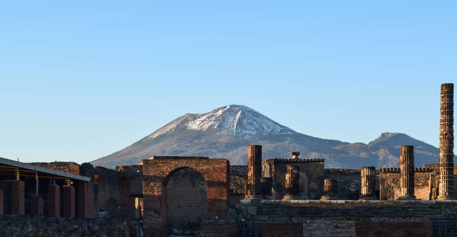 Pompeii: Skip-the-Line Entrance Ticket with Audio Guide - Starting the audio guide without frustration