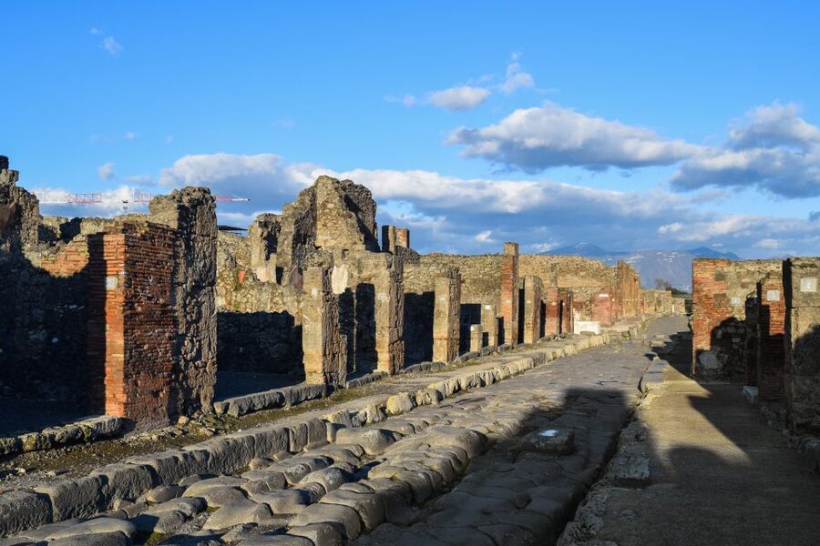Pompeii: Skip-the-Line Entrance Ticket with Audio Guide - Audio guide or live guide?