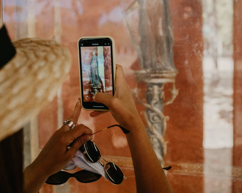 Pompeii: Skip-the-Line Entry Ticket with Digital Guide App - Time, heat, crowds, and comfort