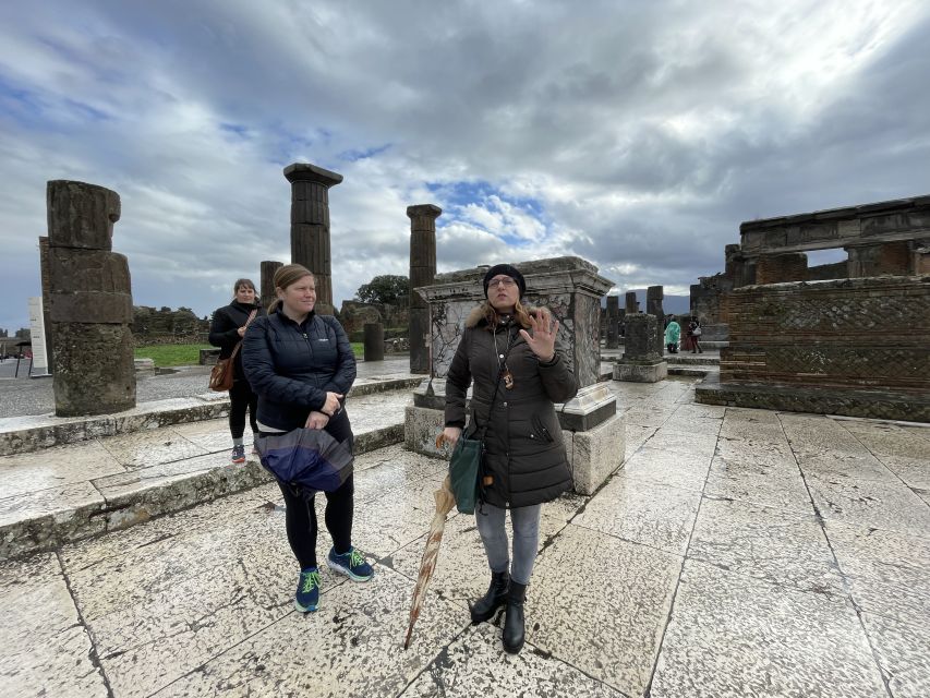 Pompeii: Small-Group Guided Tour with Skip-the-Line Ticket - The forum: Pompeii’s grand finale
