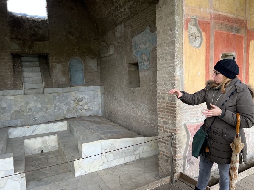 Pompeii: Small-Group Guided Tour with Skip-the-Line Ticket - Entering Pompeii without the long wait