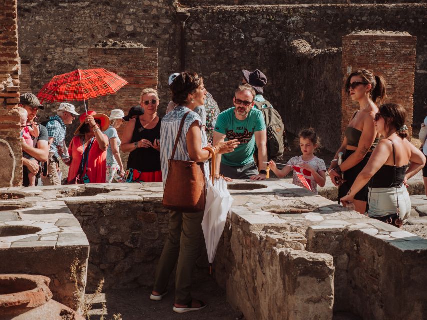 Pompeii: Small-Group Tour of Pompeii and Herculaneum - The archaeologist guides are the real value