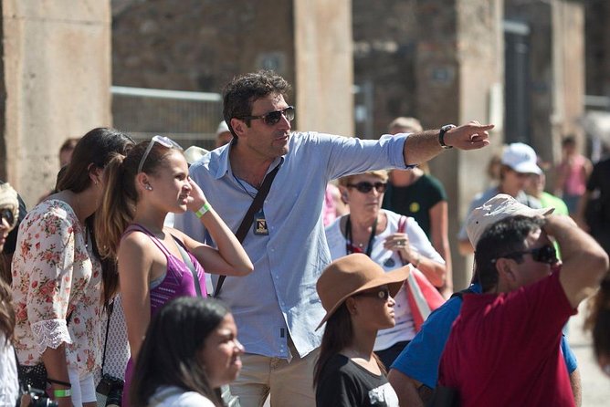 Pompeii: Small Group Tour with an Archaeologist - The Forum, Temples, and Political Pompeii