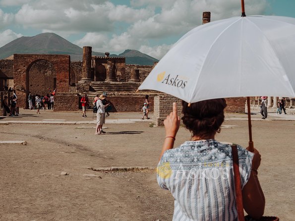 Pompeii: Small Group Tour with an Archaeologist - Starting at Porta Marina Superiore