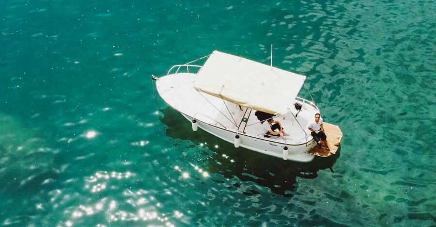 Portovenere: Isola Palmaria, Tino, and Tinetto Boat Tour - Finding the boat at Môle Doria