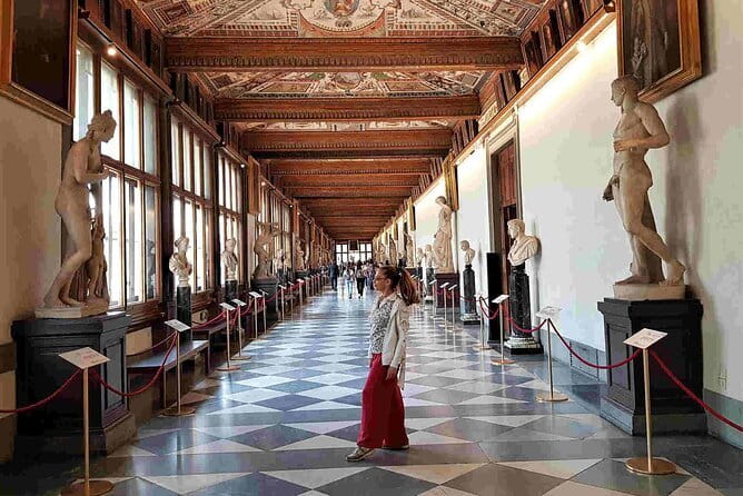 Premium Small-Group Uffizi Tour - How guide quality shapes the visit