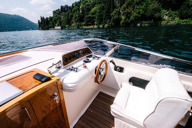 Private Cruise on Lake Como with Speedboat from 1H to 4H - Laglio and Argegno, with a celebrity pause