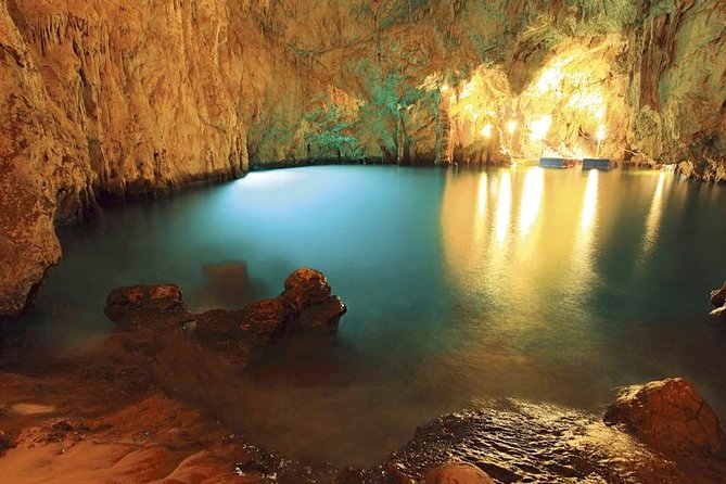 Private Day Tour: Sorrento, Positano, Amalfi, Ravello from Naples - Amalfi: white buildings and a compact center