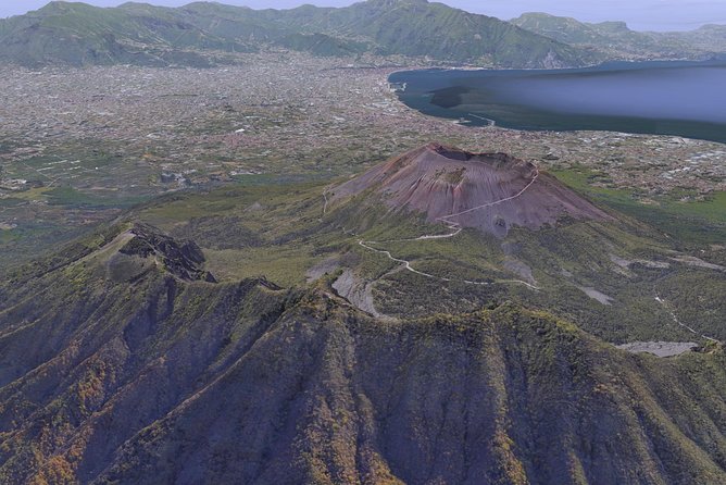 Private Day Tour to Vesuvius, Herculaneum & Pompeii with Pick Up - Climbing to the Crater of Vesuvius