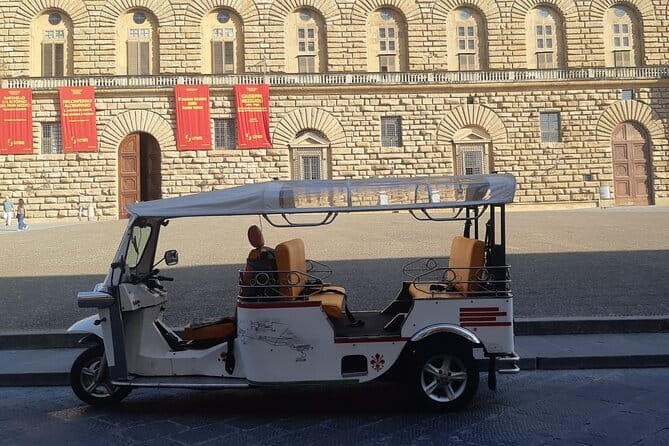 Private Florence Tour by Golf Cart ETukTuk with Audio Guide - What makes this Florence tuk-tuk tour useful