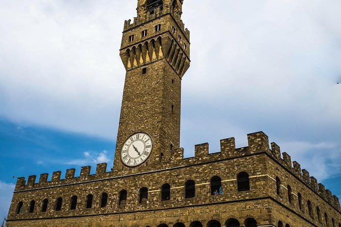Private Florence Tour by Golf Cart ETukTuk with Audio Guide - Ponte Vecchio to Santa Firenze: the classic center